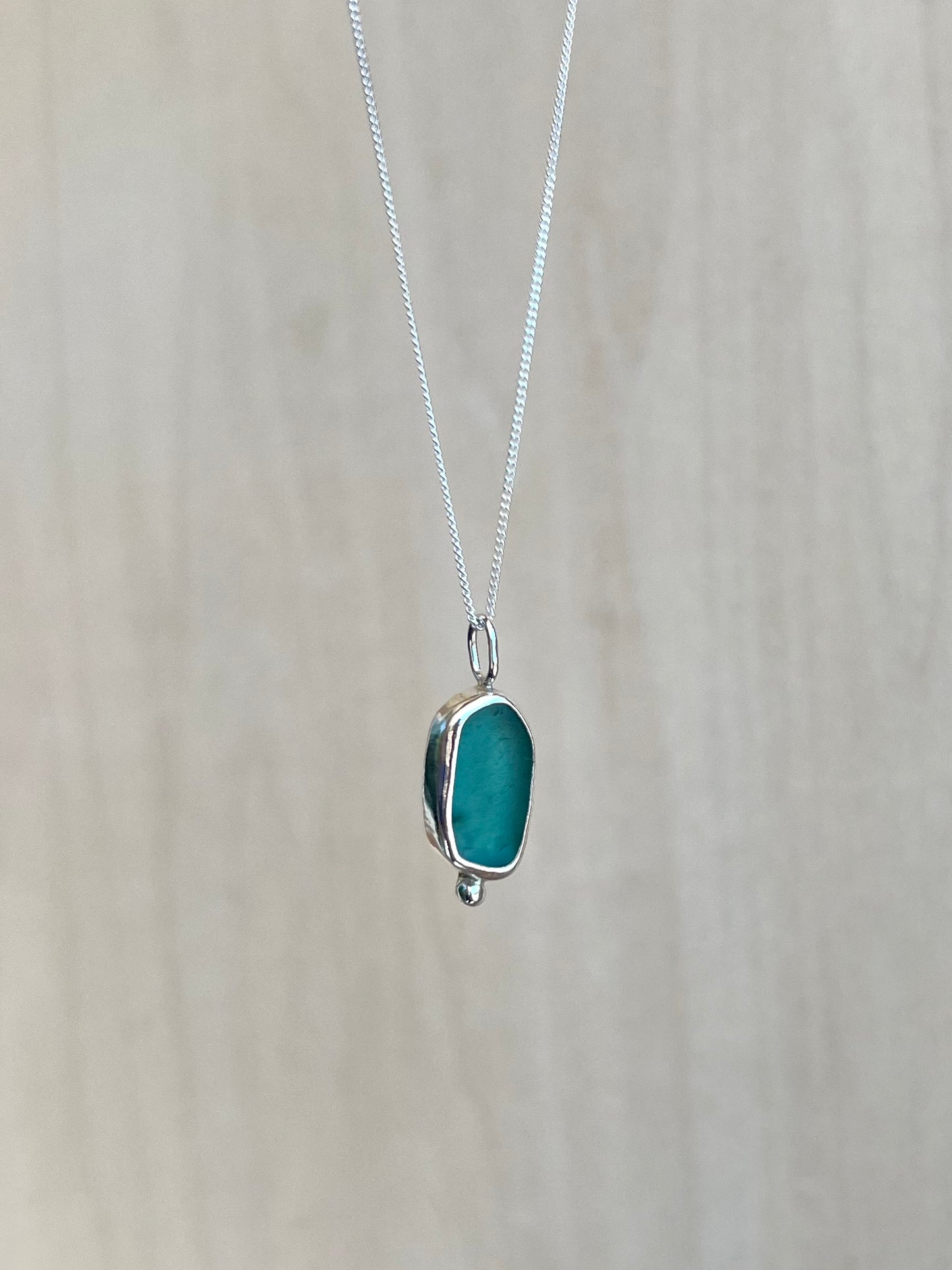 Petrol-colored Sea Glass Necklace in Silver