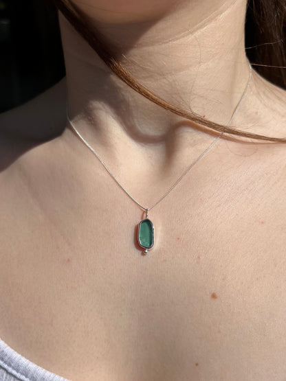 Petrol-colored Sea Glass Necklace in Silver