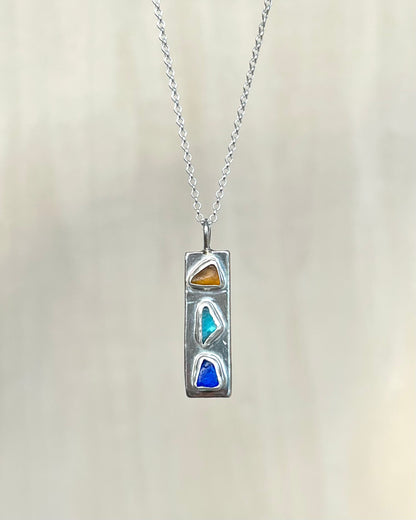 Dreifarbige Meerglaskette