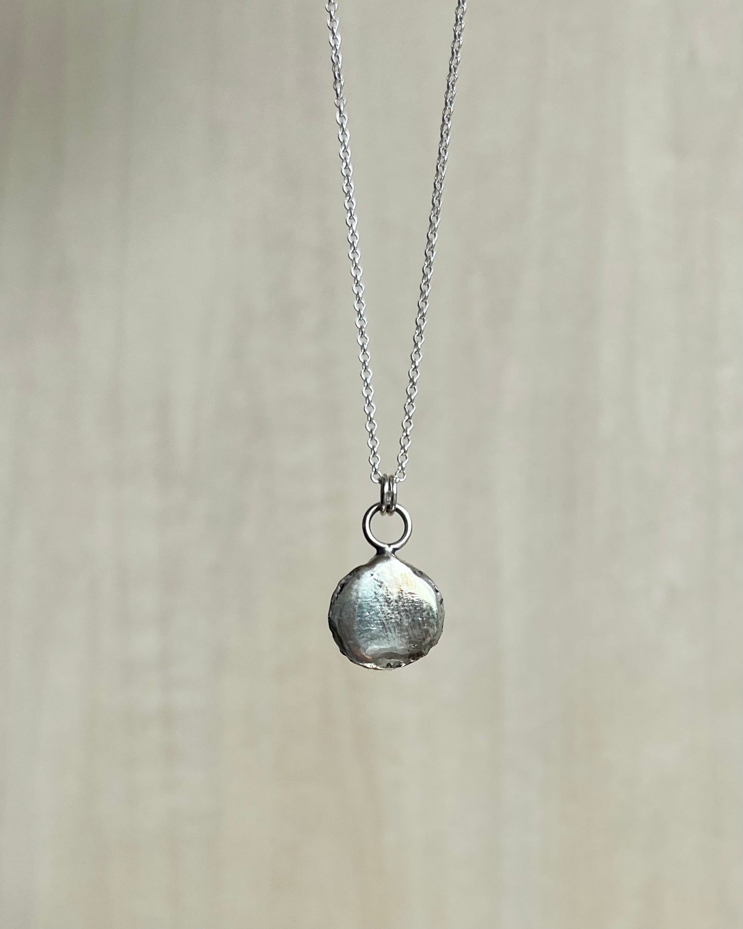 Massive Muschelkette aus recyceltem Silber (Sandguss)