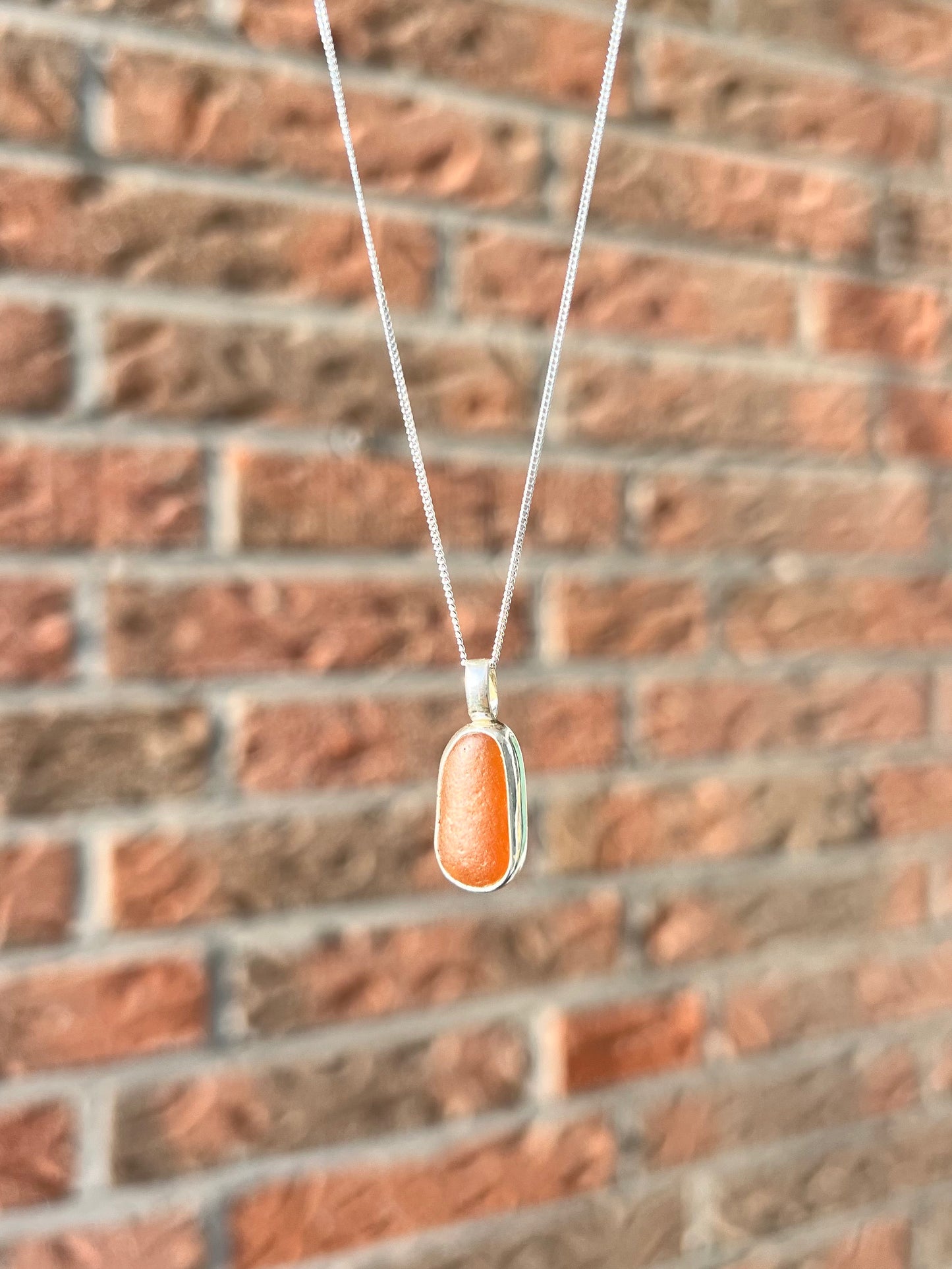 Donnerkeil-Silberkette