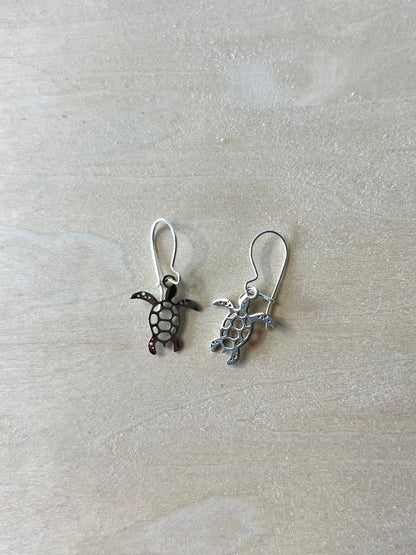 Schildkröten-Ohrringe (Silber + Edelstahl)