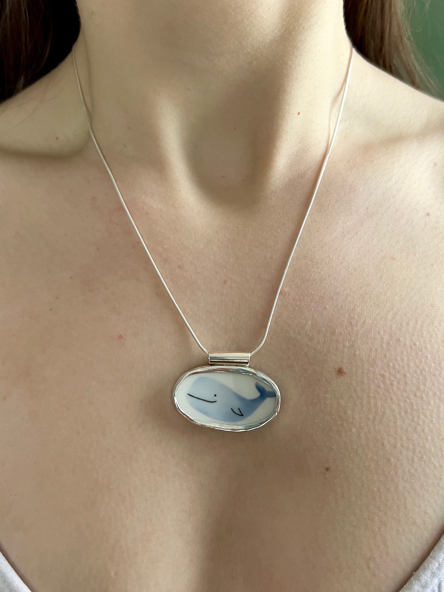 Walkette - ceramic shard in silver