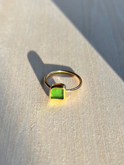 Grüner Meerglasring aus Silber, VERGOLDET / Größe 54 (6,5)