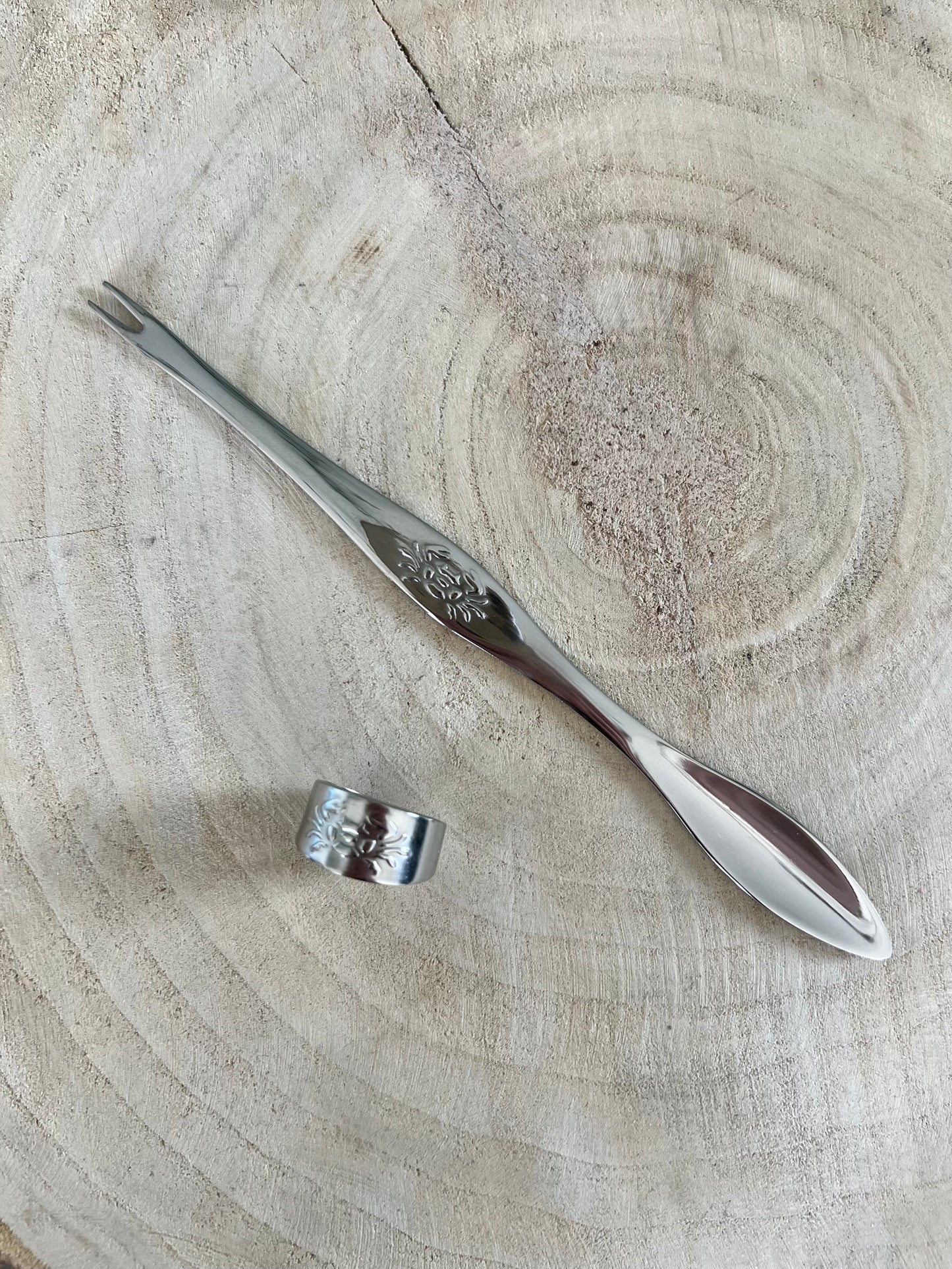 Krebs cutlery ring size 58/8