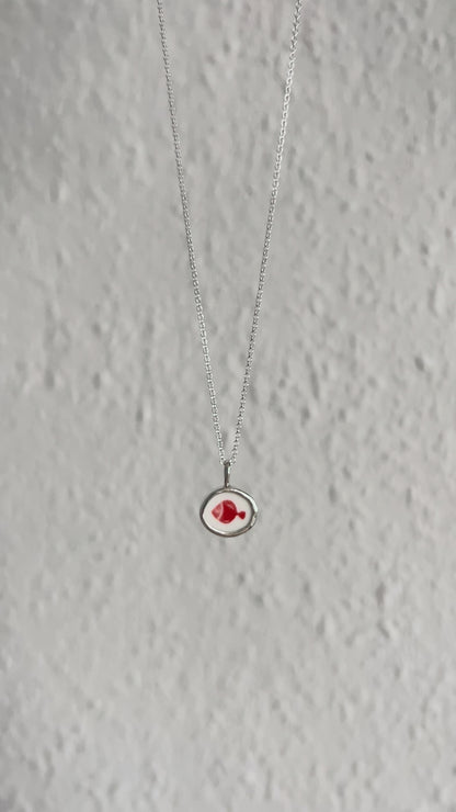 Fischkette rot - Keramikscherbe in Silber